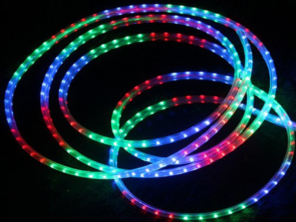 LED RGB là gì? Cách hoạt động như thế nào và dùng ở đâu